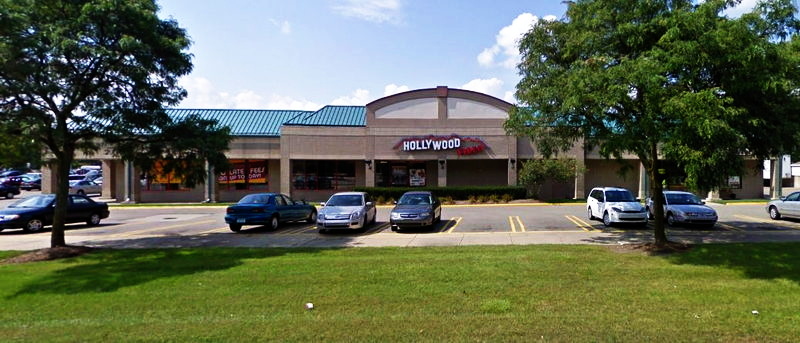 Hollywood Video - Livonia - 27416 Six Mile Rd (newer photo)